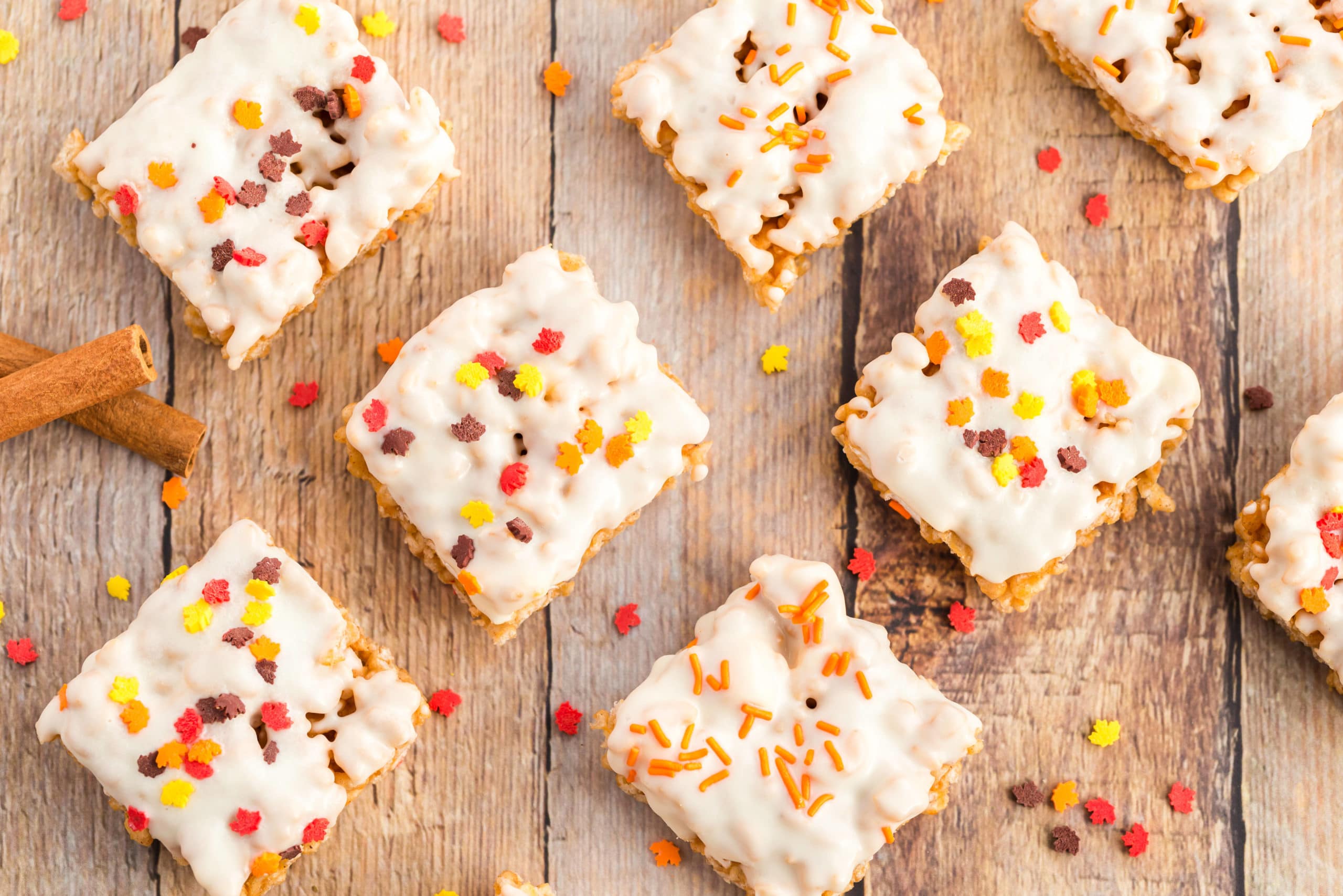 Pumpkin Spice Rice Krispie Squares - Handi-foil